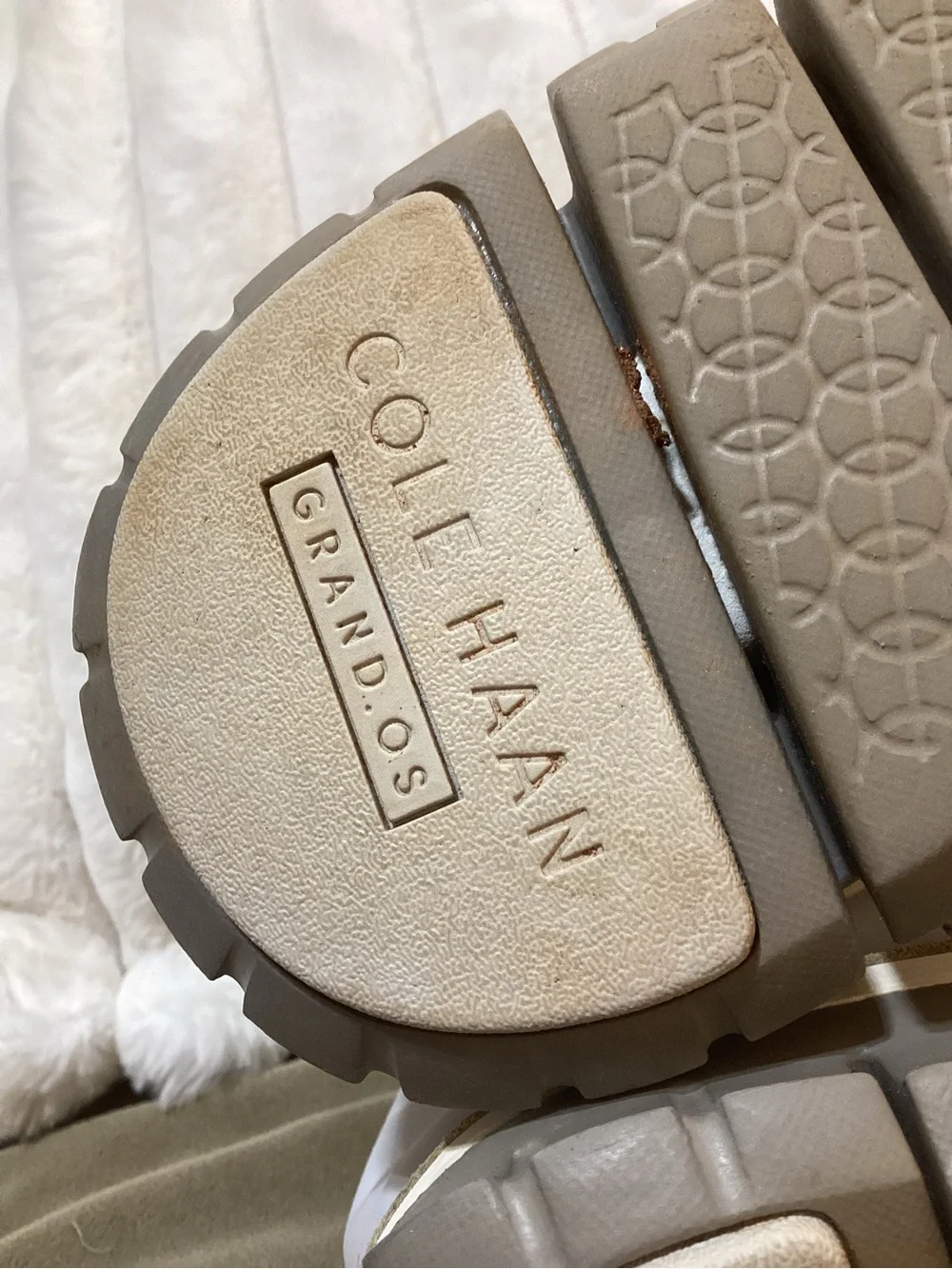 Cole Haan minimal light